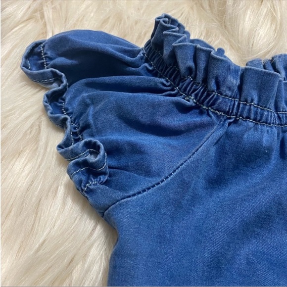 Ruffled and Ruching Denim Crop Top with Zipper - Picture 4 of 15